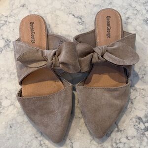 New Women's Gray Shoes